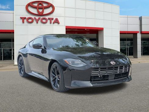 Used 2024 Nissan Z Performance w/ Floor Mat Package RWD image 1
