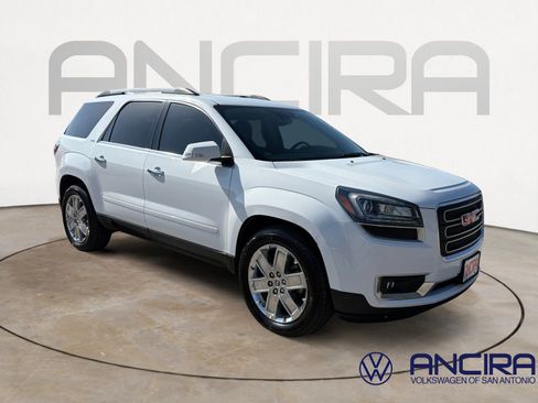 Used 2017 GMC Acadia Limited SLT FWD image 1