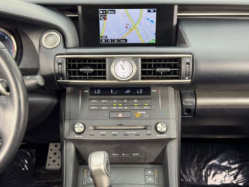 Used 2015 Lexus RC 350 image 24
