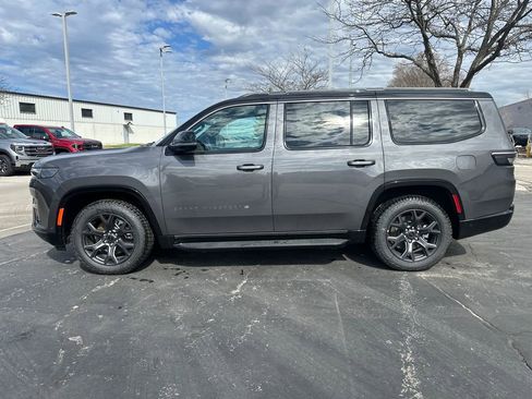 New 2026 Jeep Grand Wagoneer 4WD image 2
