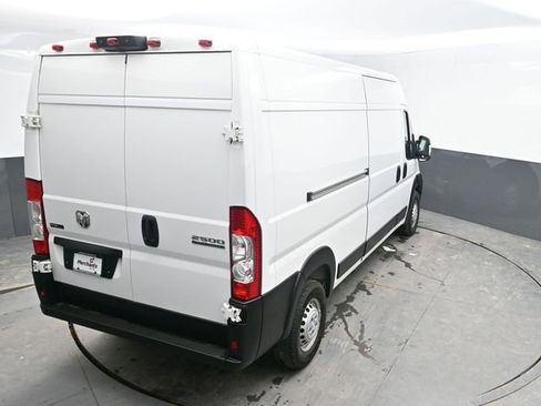 Used 2025 RAM ProMaster 2500 w/ Convenience Group FWD image 25
