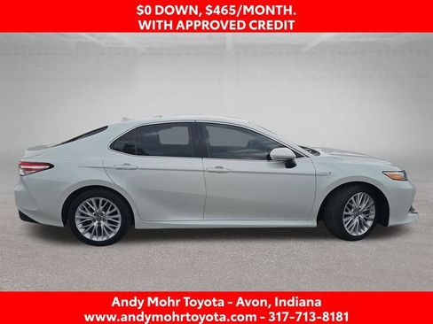 Used 2020 Toyota Camry XLE FWD image 8