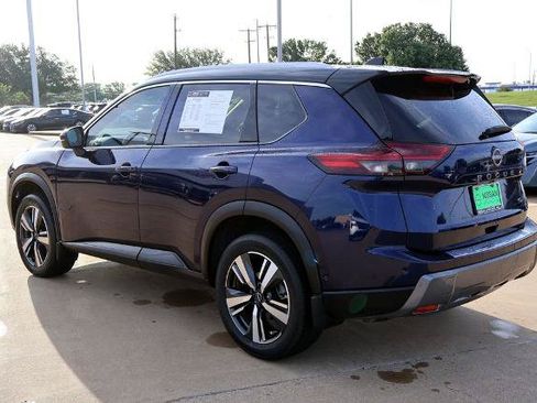 Certified 2024 Nissan Rogue SL w/ SL Premium Package FWD image 9