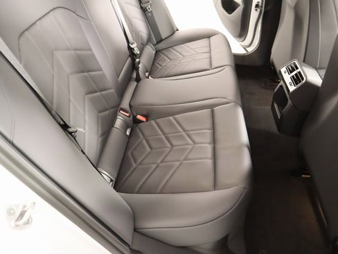 New 2025 BMW 530i w/ M Sport Package image 15