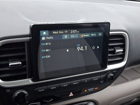 New 2026 Hyundai Venue SEL image 16