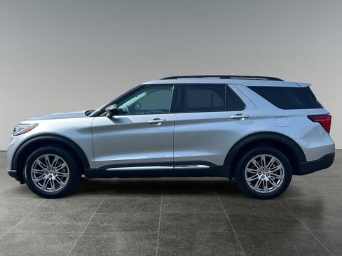 Used 2025 Ford Explorer Active w/ Active Comfort Package AWD/4WD image 6
