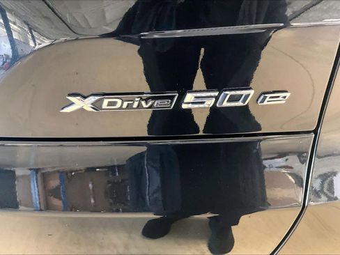 Certified 2024 BMW X5 xDrive50e image 9