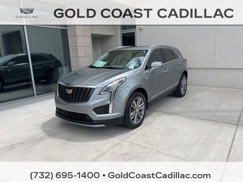 Used 2024 Cadillac XT5 Premium Luxury w/ Technology Package FWD image 1