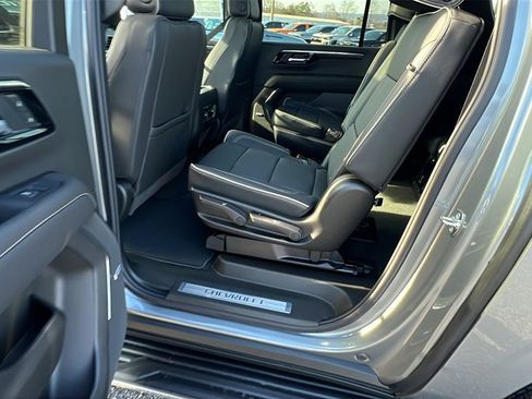 New 2026 Chevrolet Suburban Premier w/ Sun And Tow Package image 18