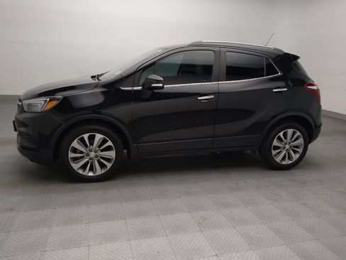 Used 2019 Buick Encore Preferred image 2