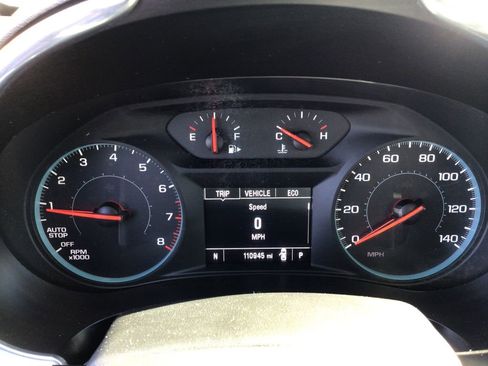 Used 2018 Chevrolet Malibu LT image 24