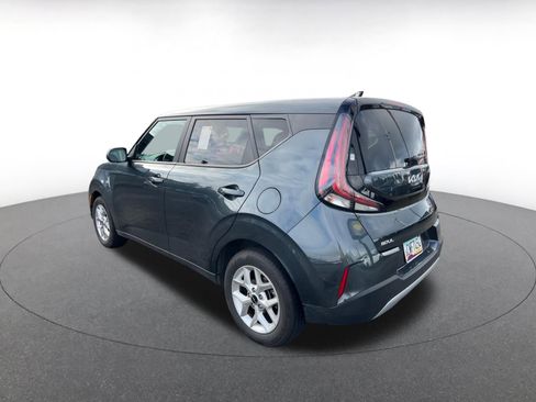 Used 2025 Kia Soul LX w/ LX Technology Package image 5