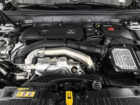 New 2026 Mercedes-Benz GLB 250 4MATIC image 25