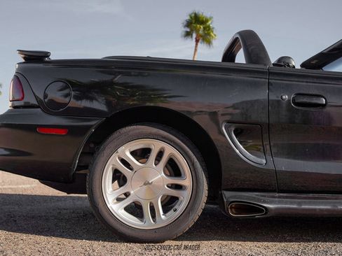 Used 1998 Ford Mustang GT image 10