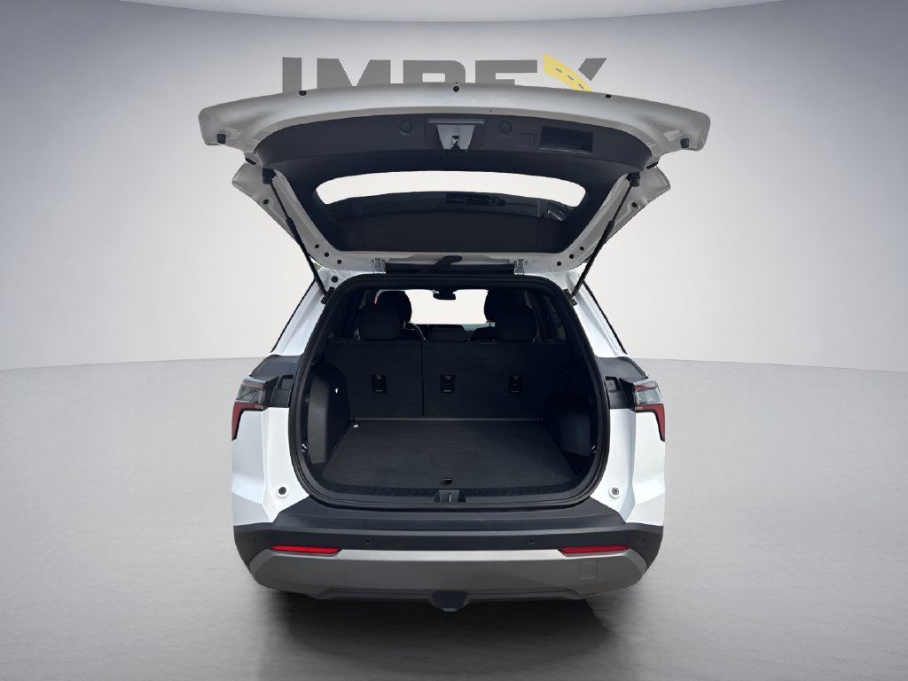 Used 2026 Chevrolet Equinox LT FWD image 31