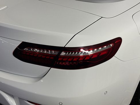 Used 2022 Mercedes-Benz E 450 Cabriolet image 32