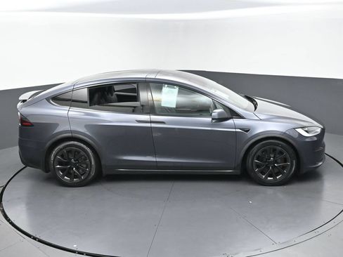 Used 2022 Tesla Model X AWD/4WD image 40