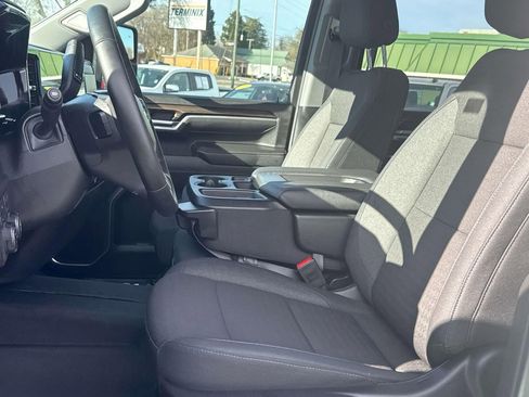 Used 2025 Chevrolet Silverado 2500 LT w/ All Star Edition image 12