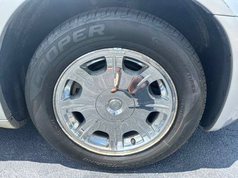 Used 2006 Chrysler 300 Touring RWD image 36