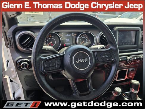 Certified 2023 Jeep Gladiator Sport AWD/4WD image 20