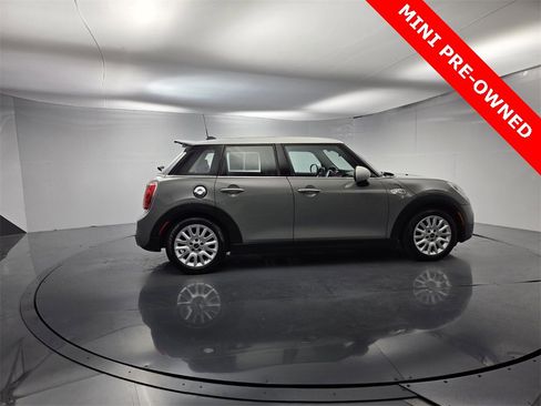 Used 2015 MINI Cooper S image 10