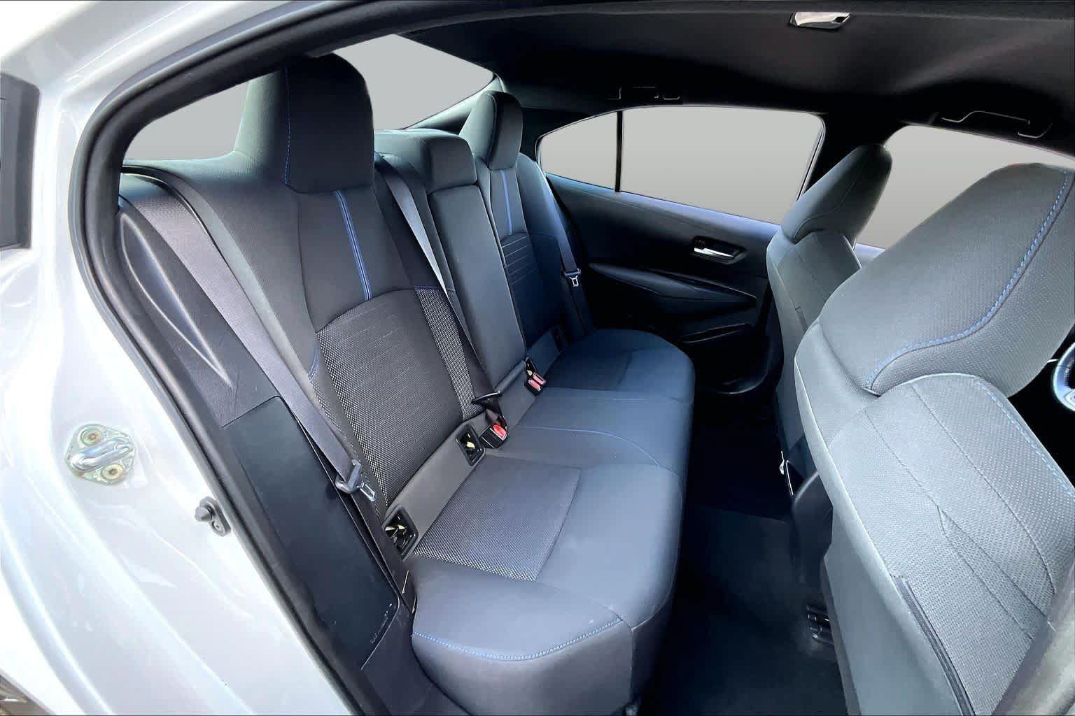 Used 2022 Toyota Corolla SE FWD image 19
