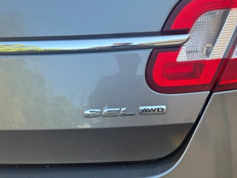 Used 2012 Ford Taurus SEL AWD/4WD image 8
