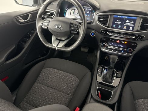 Used 2019 Hyundai Ioniq Plug-In Hybrid FWD image 31