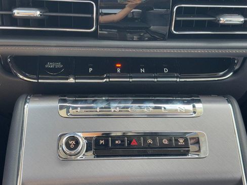New 2026 Lincoln Aviator AWD image 23