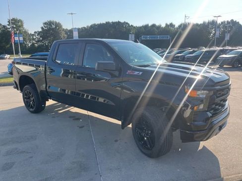New 2026 Chevrolet Silverado 1500 Custom Trail Boss w/ Turbomax Blackout Package AWD/4WD image 14