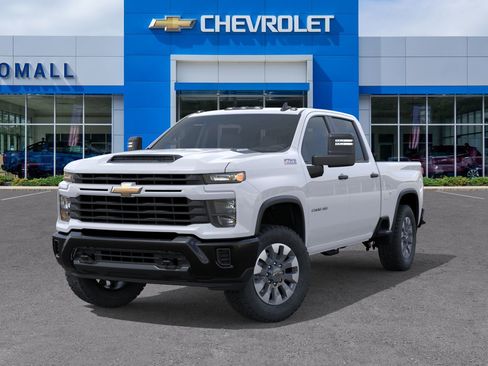 New 2026 Chevrolet Silverado 2500 Custom w/ Z71 Off-Road Package image 6