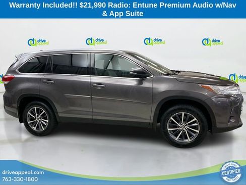 Used 2019 Toyota Highlander XLE image 4