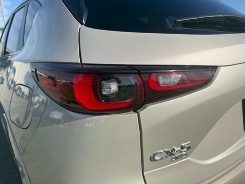 Used 2025 MAZDA CX-5 AWD 2.5 S w/ Preferred Package image 11