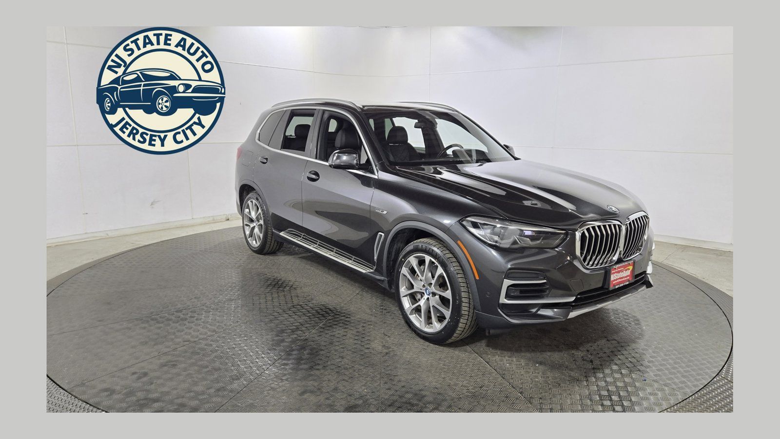 Used 2023 BMW X5 xDrive45e AWD/4WD image 1