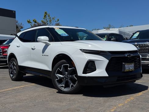 Used 2019 Chevrolet Blazer RS FWD image 2