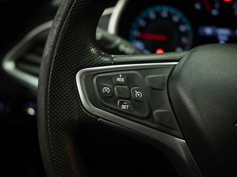 Used 2022 Chevrolet Malibu LT FWD image 25