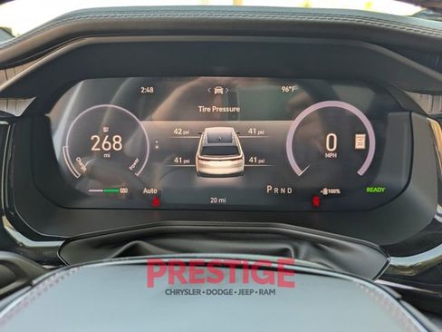 New 2025 Jeep Wagoneer S Limited image 13