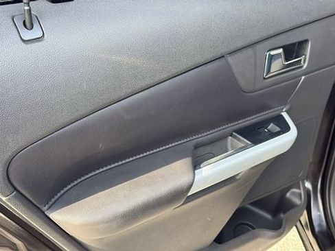 Used 2014 Ford Edge SEL w/ Equipment Group 205A image 23