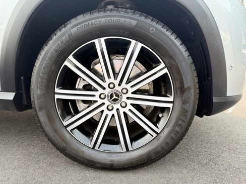 Used 2025 Mercedes-Benz GLE 350 4MATIC w/ Winter Package image 9