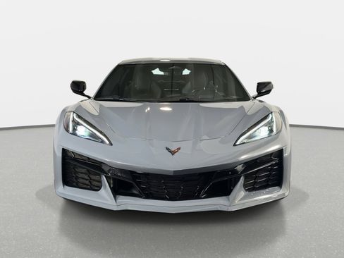 Used 2025 Chevrolet Corvette Z06 w/ Battery Protection Package image 8