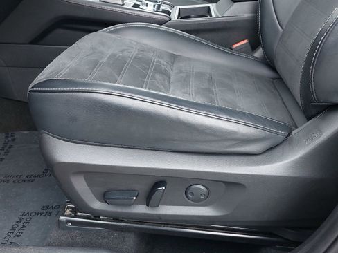 Used 2024 Mitsubishi Outlander SE AWD/4WD image 30