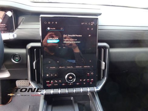 New 2026 GMC Acadia AT4 image 28