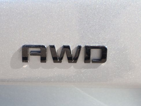 Used 2023 Chevrolet Equinox RS image 18