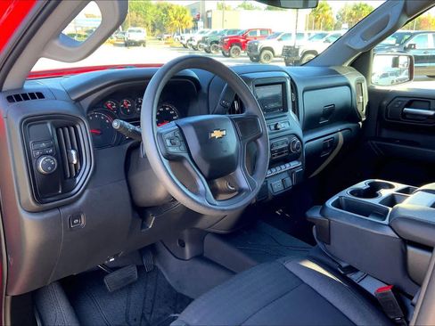 Certified 2022 Chevrolet Silverado 1500 Custom image 16