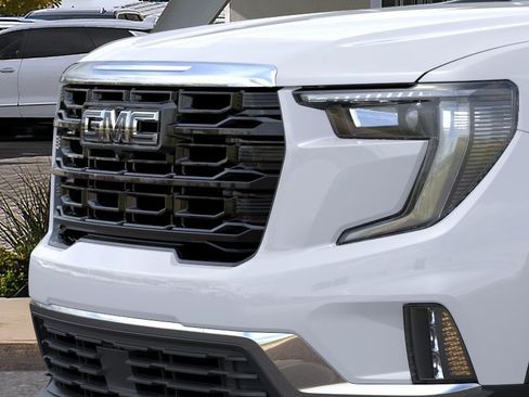 New 2026 GMC Acadia Elevation image 13