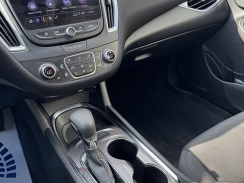 Used 2023 Chevrolet Malibu LT image 21