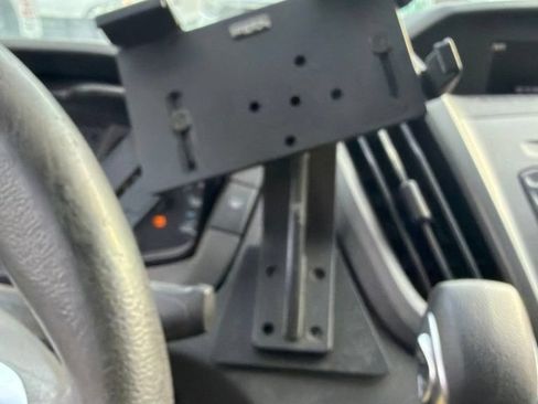 Used 2018 Ford Transit 150 XL RWD image 19