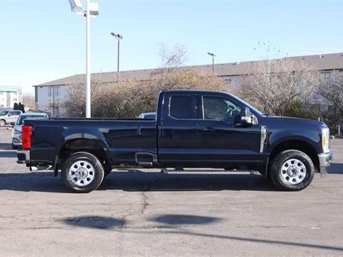 Certified 2023 Ford F250 XLT w/ FX4 Off-Road Package image 5