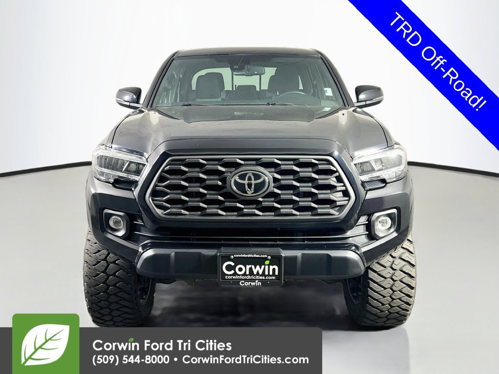 Used 2022 Toyota Tacoma TRD Off-Road w/ Technology Package AWD/4WD image 4