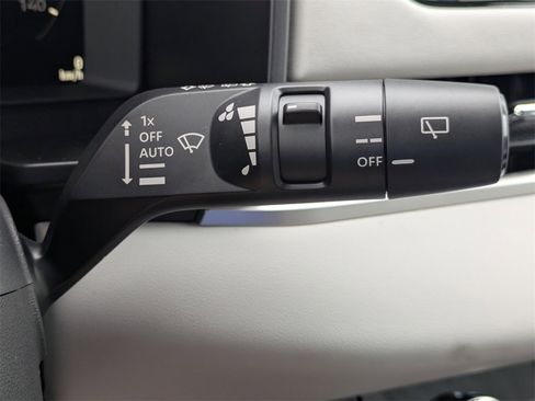 New 2025 Mitsubishi Outlander SEL image 30